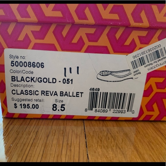 Sold - Tory Burch Flats - like new - Picture 5 of 5